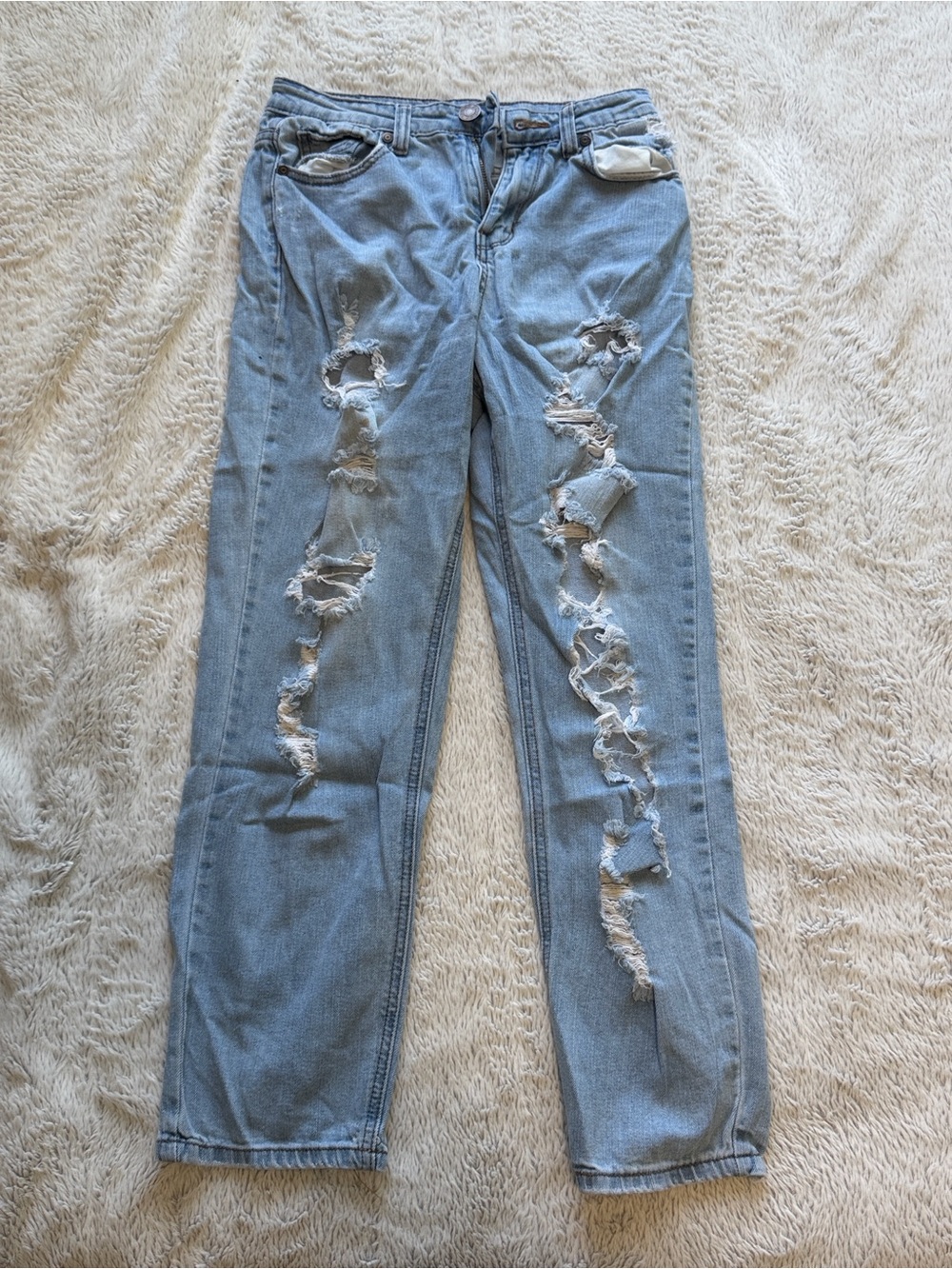 Flying Angel Curvy Mom Jeans Size 0 Light Wash Distressed Ripped Denim Y2K